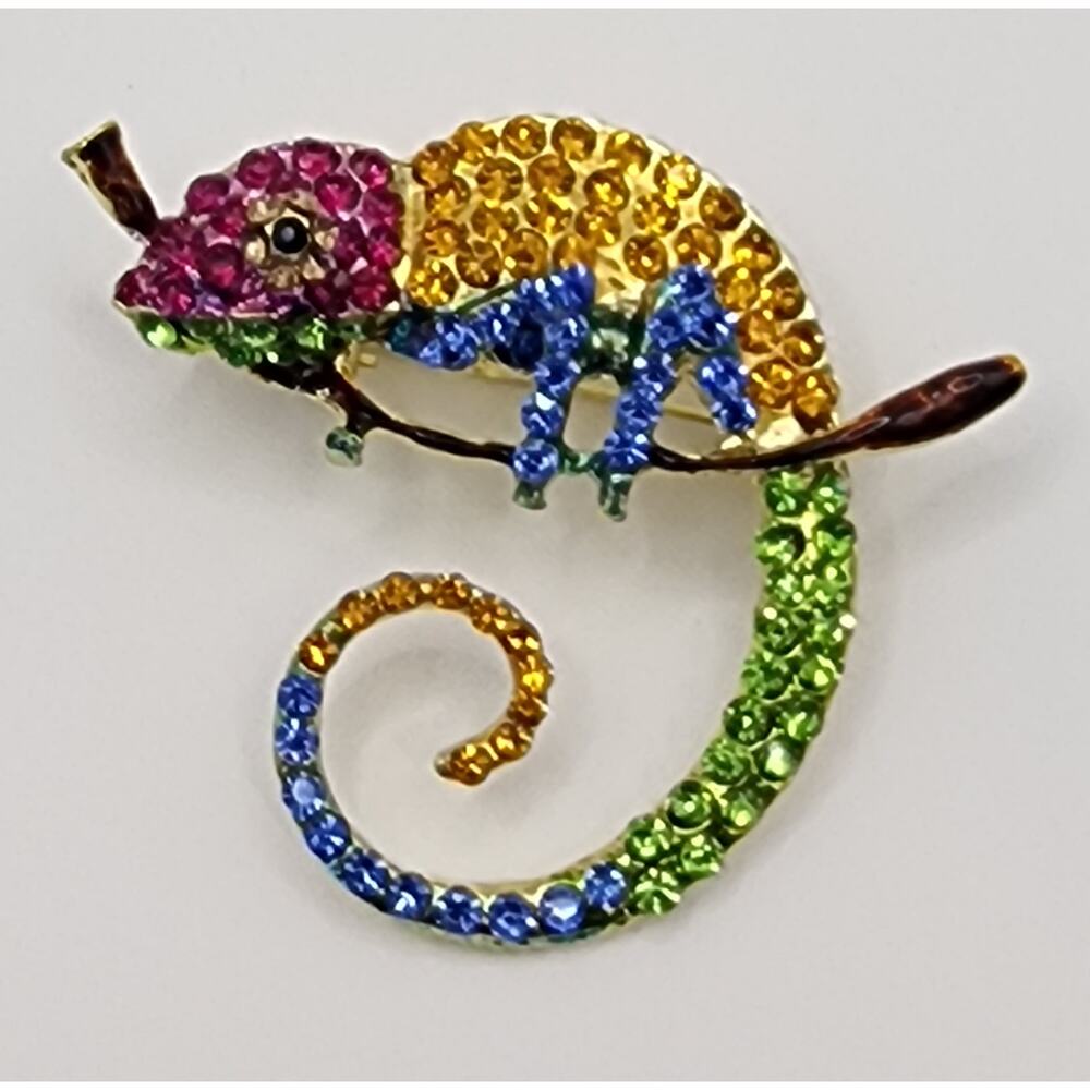 Lizard Brooch Colorful Rhinestone Reptile Sitting on Branch